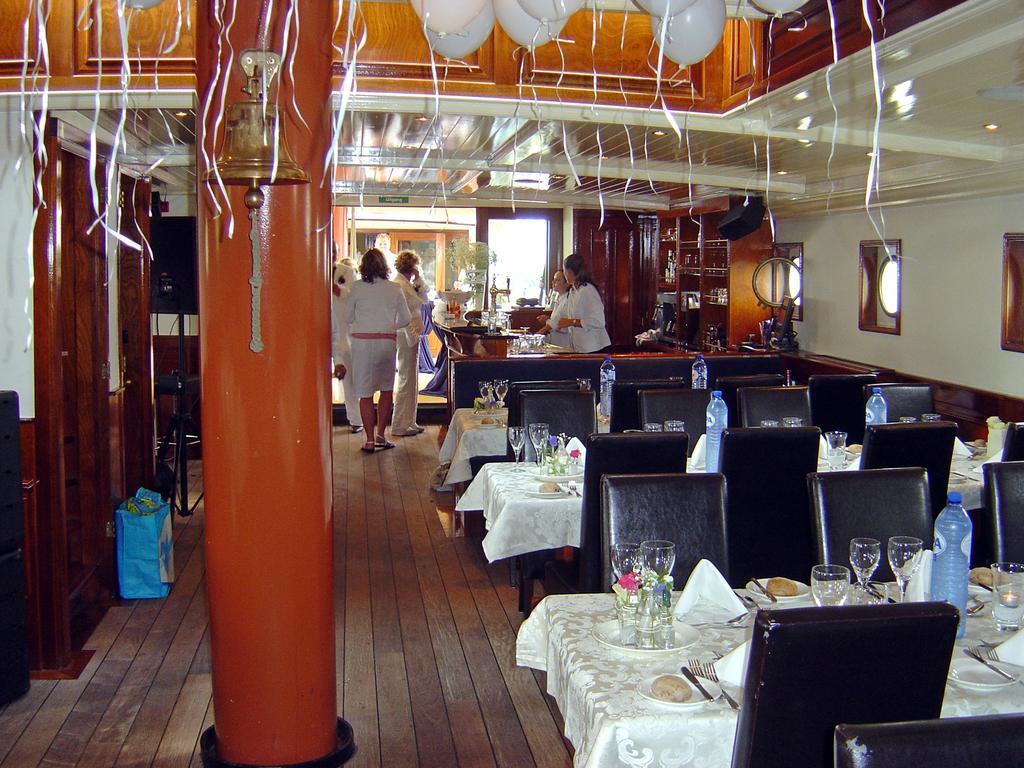 Hotel Boat Barkentijn Marjorie Antwerpia Zewnętrze zdjęcie